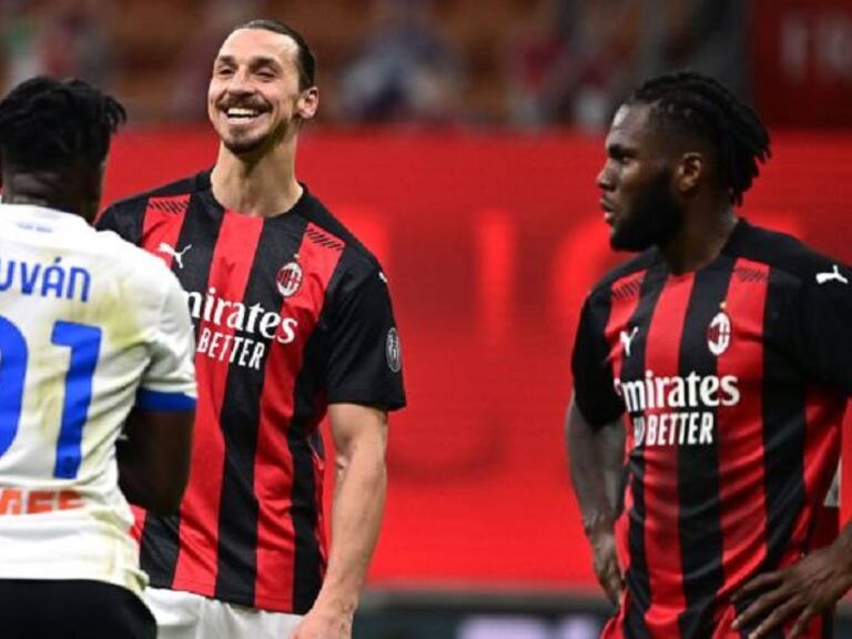 El Milan fue goleado por el Atalanta en Italia e Ibrahimovic terminó burlándose de delantero rival