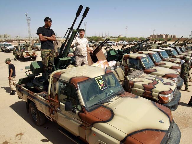 Miembros del Ejército del este de Libia en Bengasi