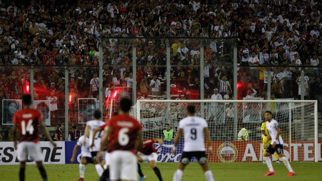 11 de Marzo del 2020/SantiagoHinchas de Colo Colo ,durante el partido valido por la Fase de Grupos de la Conmebol Libertadores 2020, entre Colo Colo vs Athletico Paranaense, disputado en el Estadio Monumental.
FOTO:FRANCISCO LONGA/AGENCIAUNO