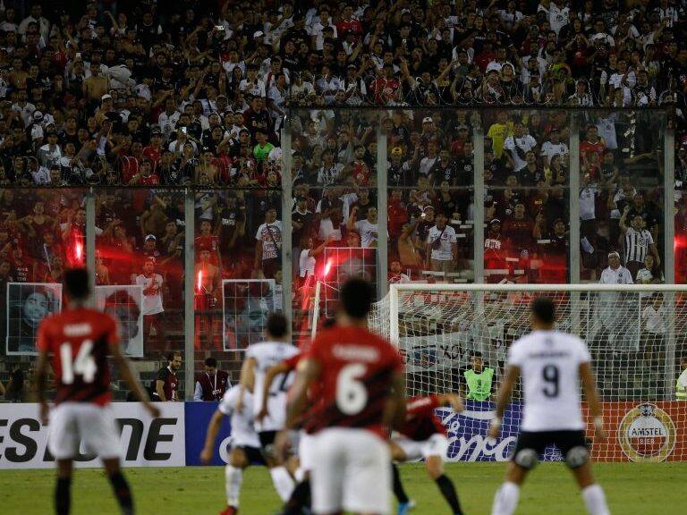 11 de Marzo del 2020/SantiagoHinchas de Colo Colo ,durante el partido valido por la Fase de Grupos de la Conmebol Libertadores 2020, entre Colo Colo vs Athletico Paranaense, disputado en el Estadio Monumental.
FOTO:FRANCISCO LONGA/AGENCIAUNO