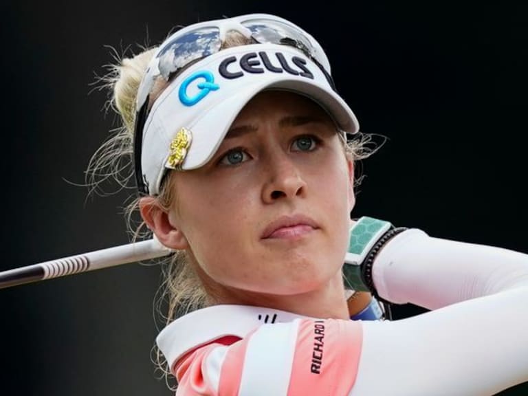Hija del famoso extenista Petr Korda lidera la competencia del golf femenino en Tokio 2020 representando a Estados Unidos
