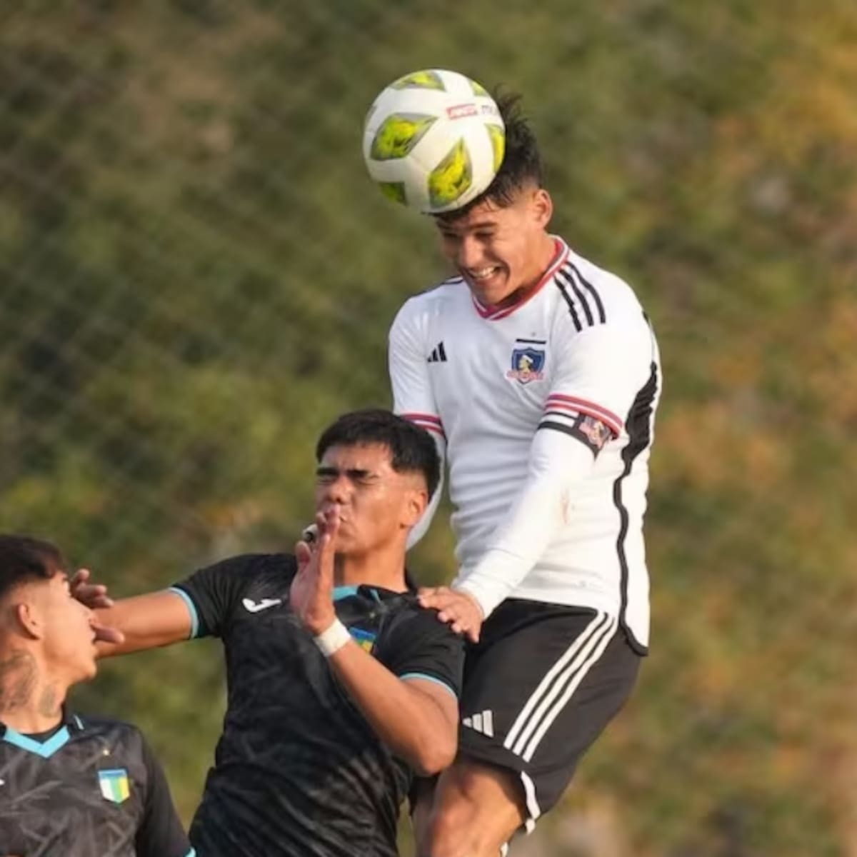 Dejó Colo Colo para jugar en Europa y ahora regresará a Chile: “Perdí todo un año, volveré cesante”