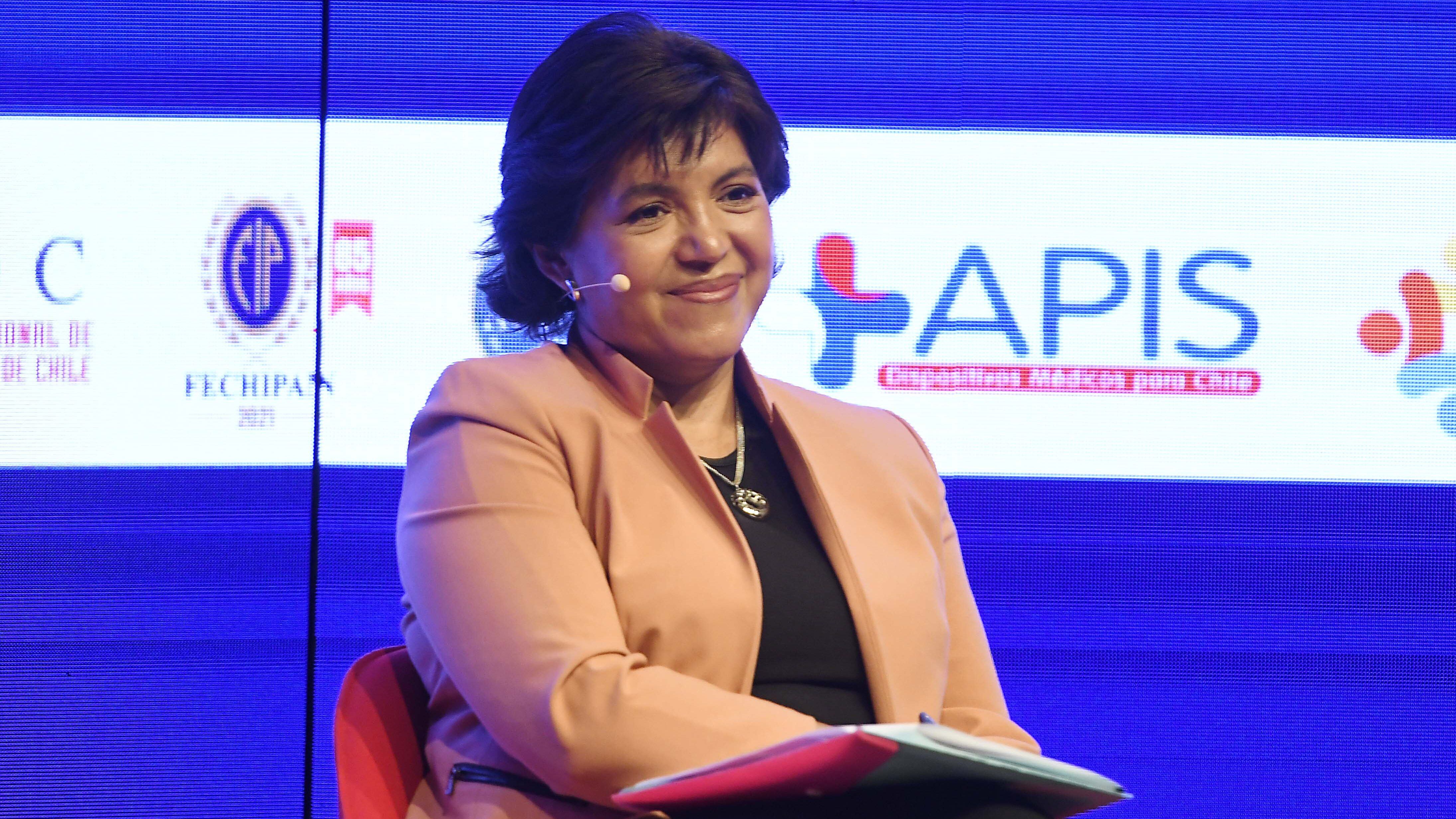 Yasna Provoste y foro las pymes y el futuro de Chile