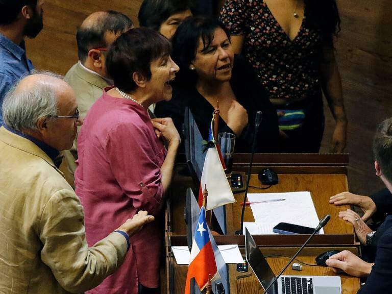 Diputado Republicano habla de «supuesta búsqueda de detenidos desaparecidos» y desata fuerte discusión en la Cámara