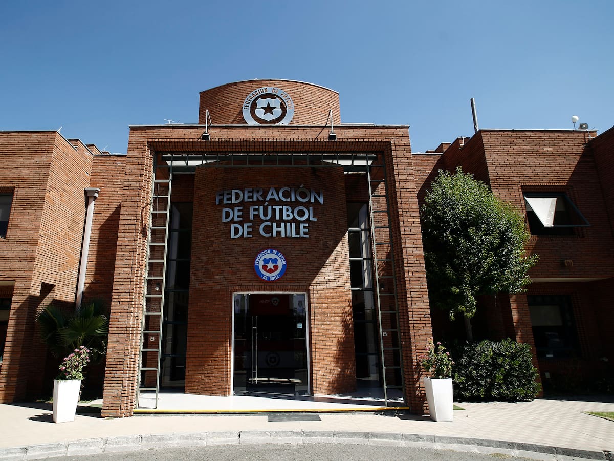 Club del fútbol chileno recibe duro castigo del Tribunal de Disciplina: dos partidos sin público