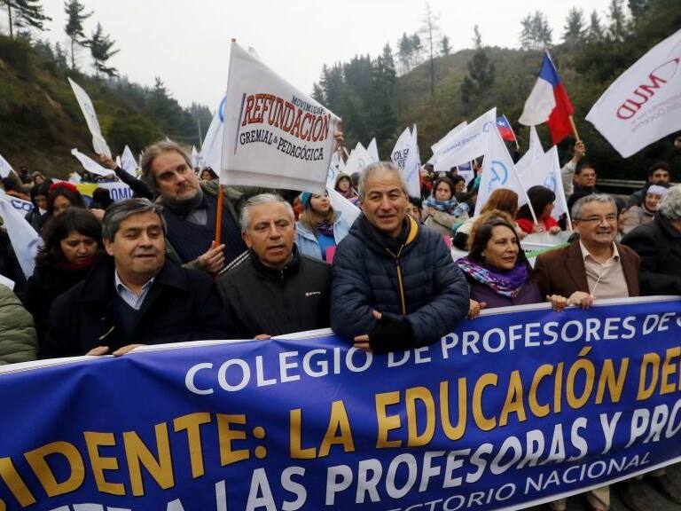 11 DE JUNIO DE 2019/VALPARAISOMiles de profesores marchan por la Ruta 68, rumbo a Valparaíso, en una nueva jornada de movilizaciones del magisterio.
FOTO: LEONARDO RUBILAR CHANDIA/AGENCIAUNO