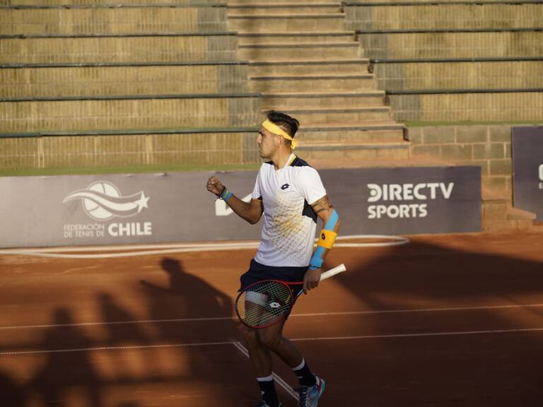 Alejandro Tabilo superó a un combativo Vit Kopriva y se metió de lleno en las semifinales del Challenger de Santiago
