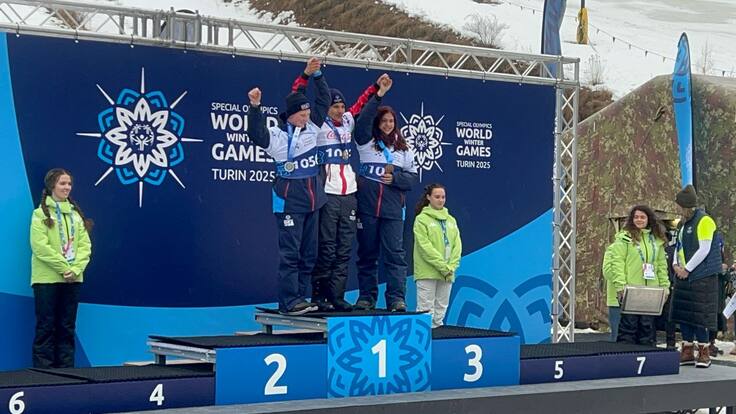 El Team Chile de Olimpiadas Especiales obtiene sus primeras medallas de oro en los Juegos Mundiales de Invierno