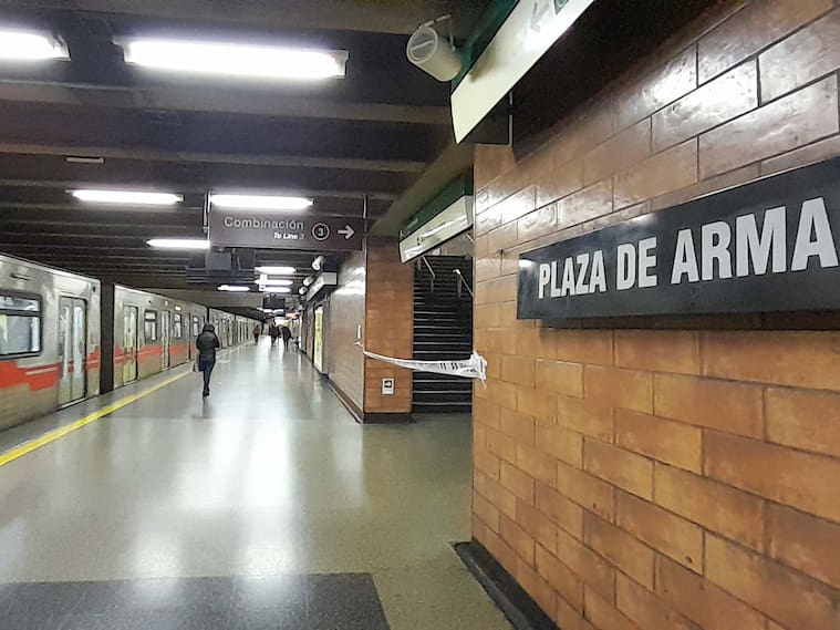 Metro estación Plaza de Armas