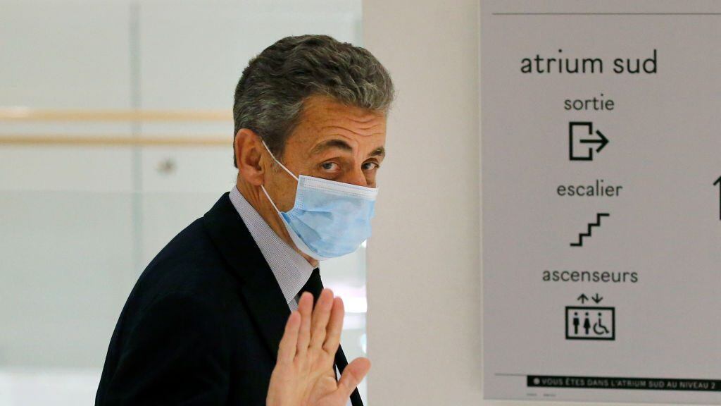 PARIS, FRANCE - DECEMBER 10: Former French President Nicolas Sarkozy leaves the court after the last day of his trial on corruption charges in the so-called 'wiretapping affair' on December 10, 2020 in Paris, France. When Mr. Sarkozy first appeared in court last month, on charges of corruption and influence-peddling, he became the first French president in modern times to appear in the dock. Prosecutors allege he and a codefendant tried to bribe a magistrate in relation to a separate investigation into his party finances. Prosecutors are seeking a four-year prison term for Sarkozy, of which he would serve two. (Photo by Chesnot/Getty Images)