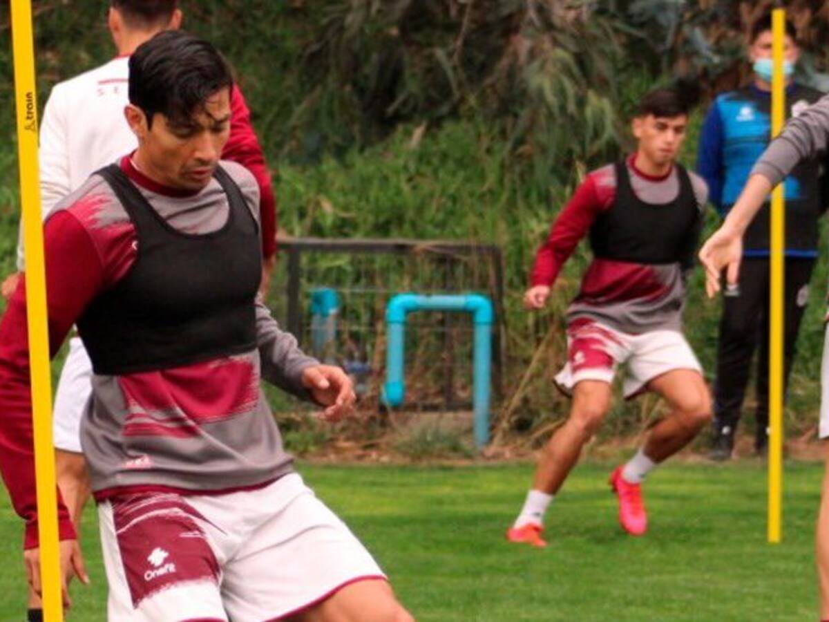 Se reencontró con «Chupete» Suazo: Matías Fernández realizó su primer entrenamiento con Deportes La Serena