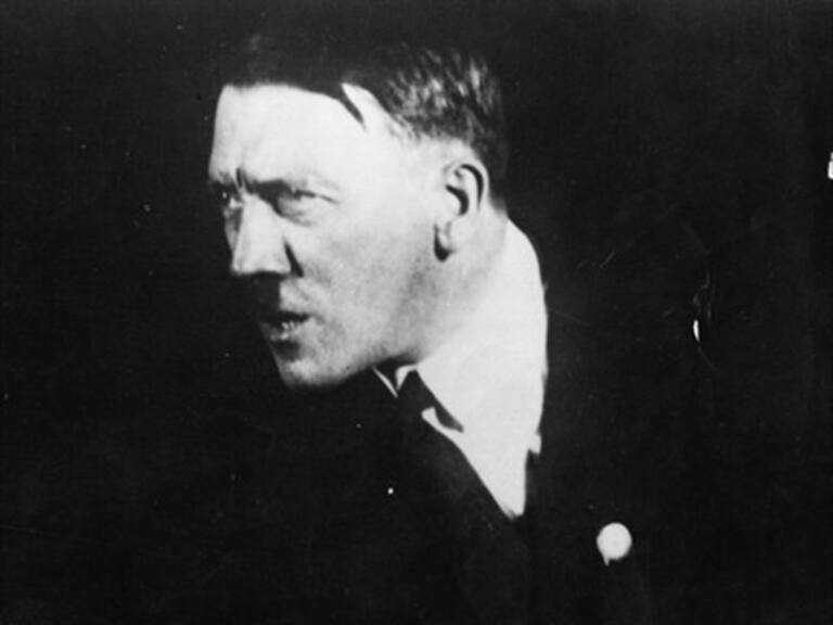 Científicos franceses confirman que Hitler murió en su búnker