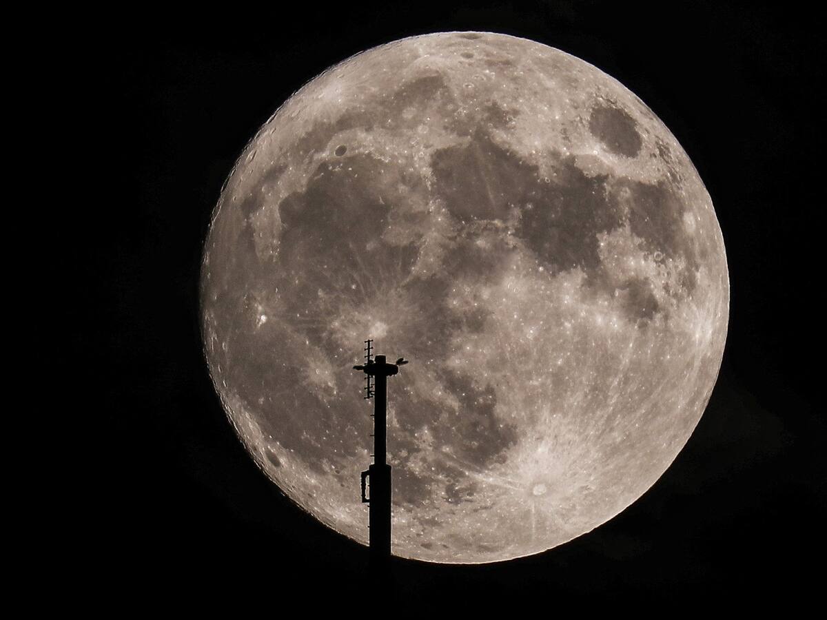 Calendario lunar enero 2022: ¿Cuándo podré ver lluvia de meteoritos y luna llena?