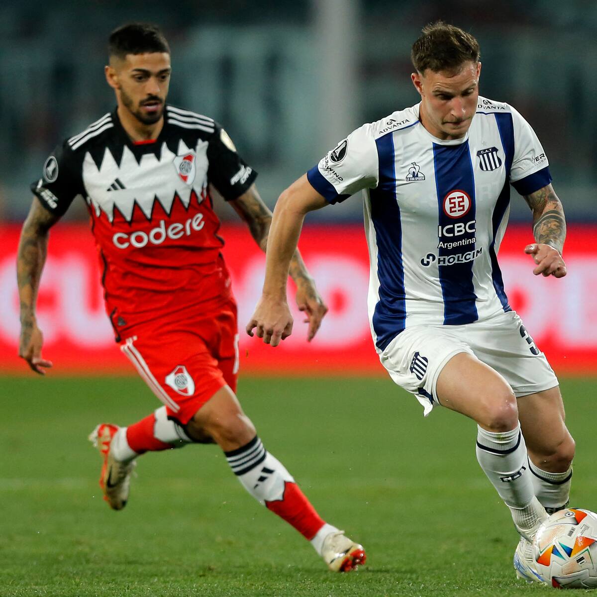 Tras ser cortado por Sampaoli en Talleres: Bruno Barticciotto negocia para cambiar de club en Argentina