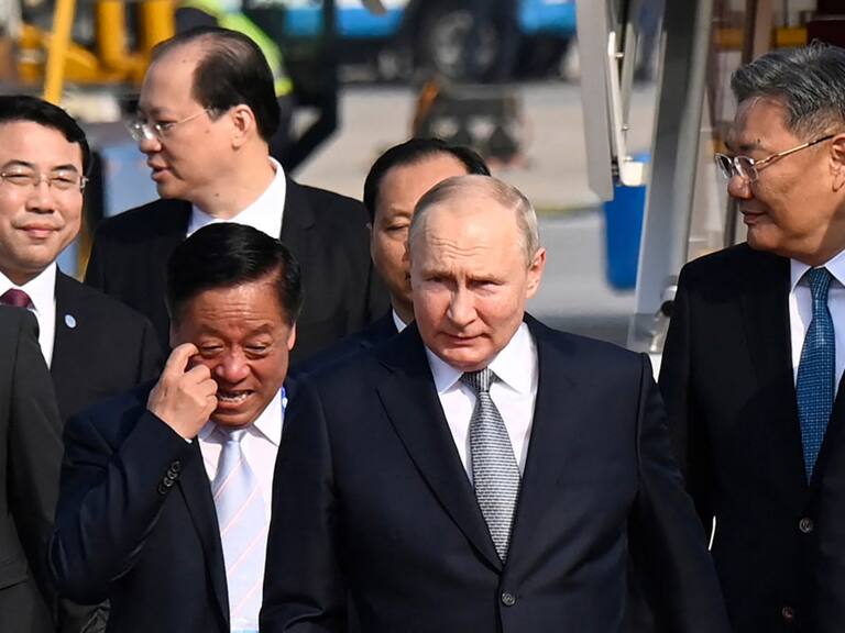 Diplomacia de China recibe al presidente de Rusia Vladimir Putin en Pekín