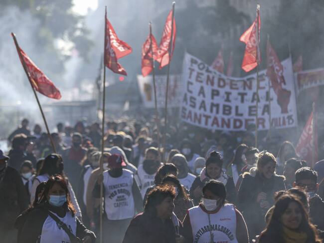 Manifestaciones sociales contra el alza de los precios en Buenos Aires