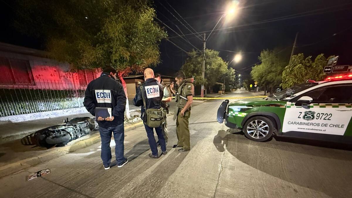 Motociclista es asesinado a tiros desde dos vehículos en Lo Espejo: se investiga un posible ajuste de cuentas