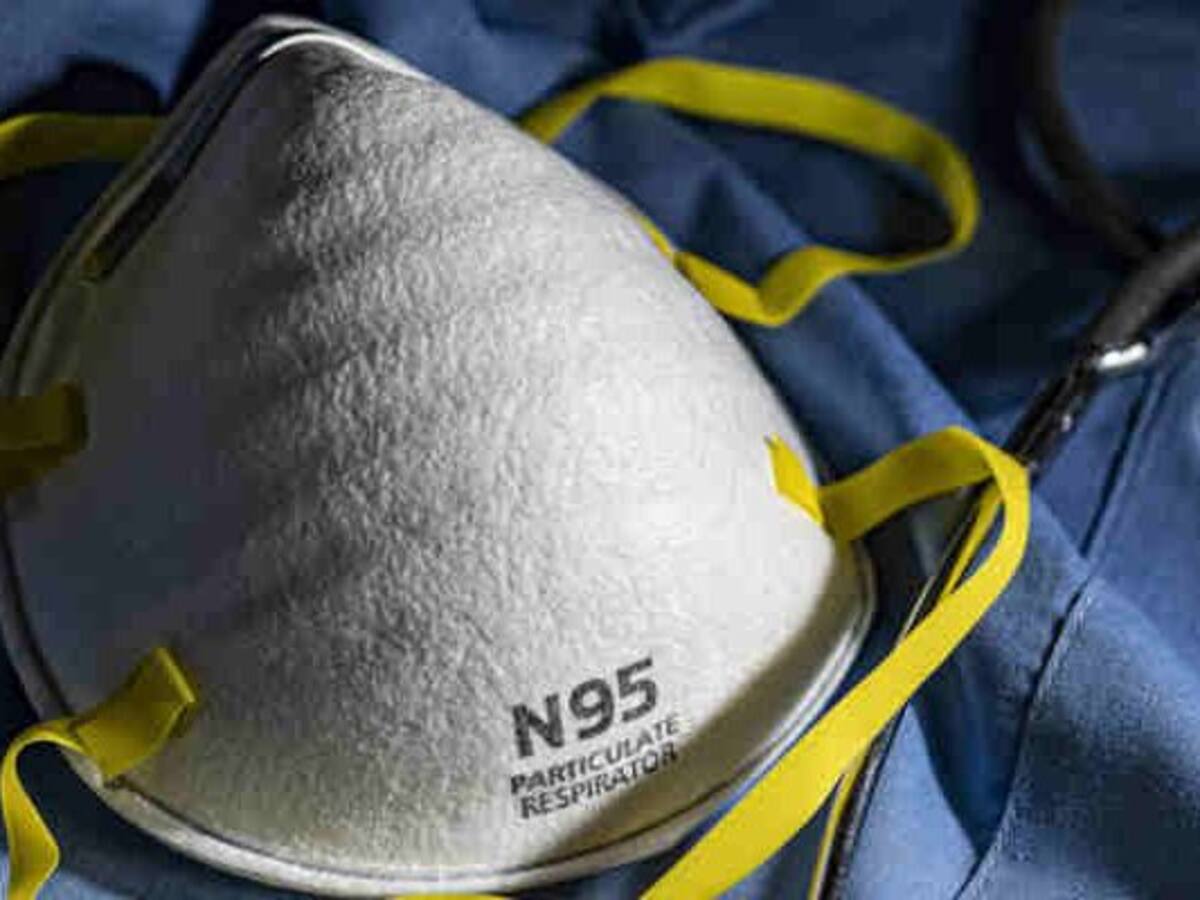 Nuevo prototipo de sanitizador promete higienizar mascarillas en solo 30 segundos por menos de 10 mil pesos