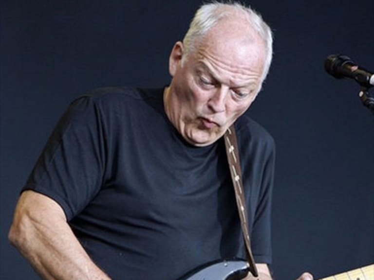 David Gilmour subastará su guitarra Fender Stratocaster negra para causas benéficas