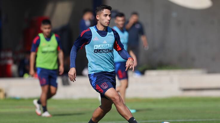 Lucas Assadi quedaría fuera de la citación de la U ante La Serena