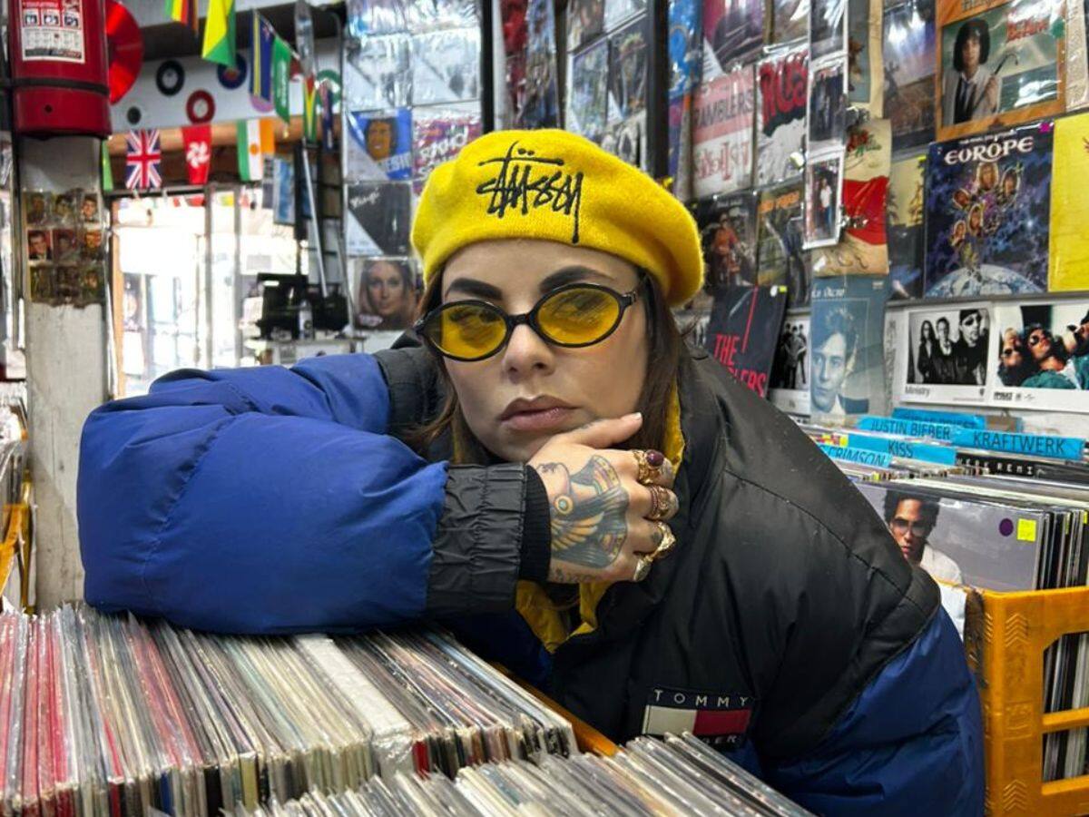 El gran salto internacional: artista chilena estrena profunda canción y confirma su primera gira europea