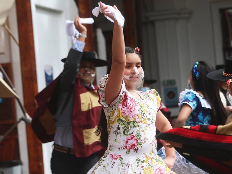 Fiestas Patrias: qué está permitido y prohibido en estos días de segundo año de festejos con covid-19