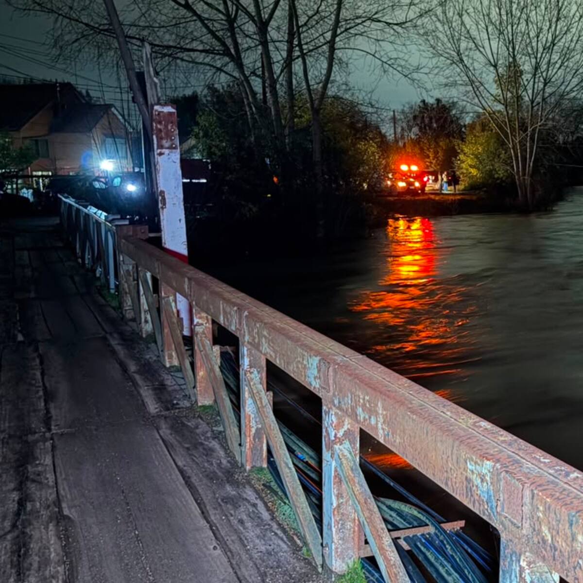 Senapred decreta Alerta Roja tras desborde del río Andalién en Concepción y activa mensajería SAE