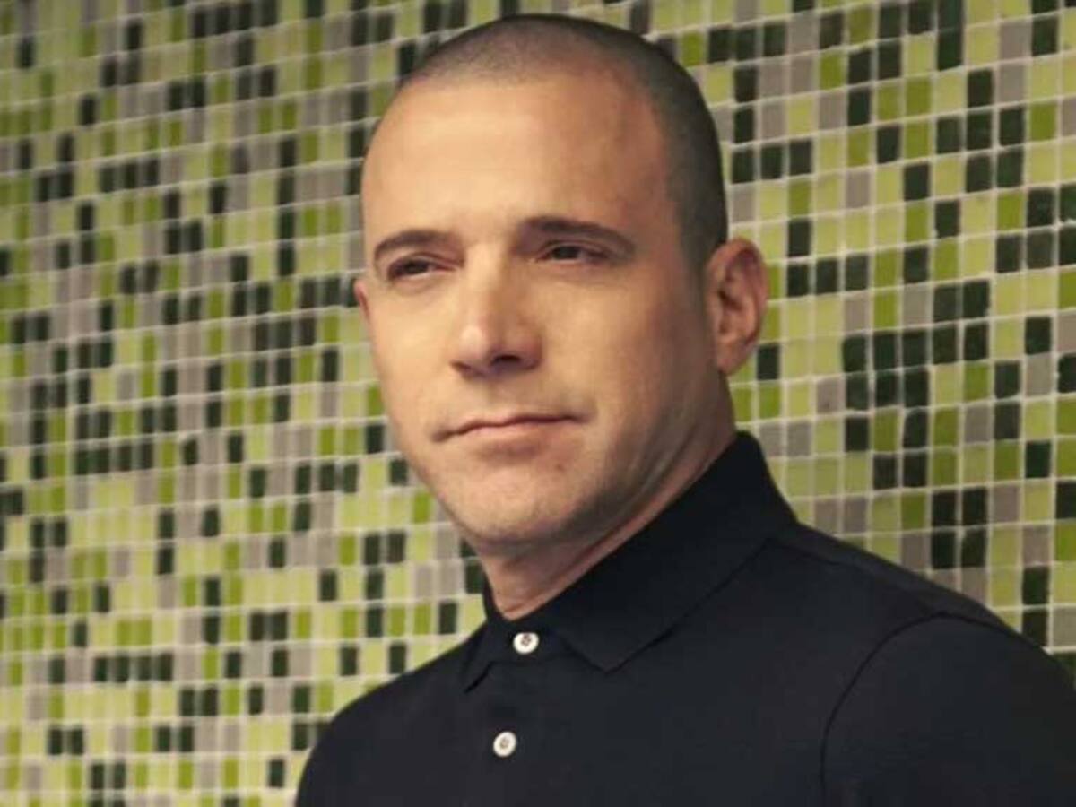 “Yo siempre he estado haciendo dos o tres programas”: Por primera vez Julián Elfenbein se refiere a los rumores sobre su “castigo” en CHV