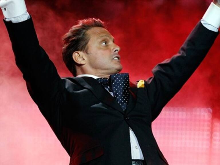 Luis Miguel sufrió erección en pleno concierto en Estados Unidos