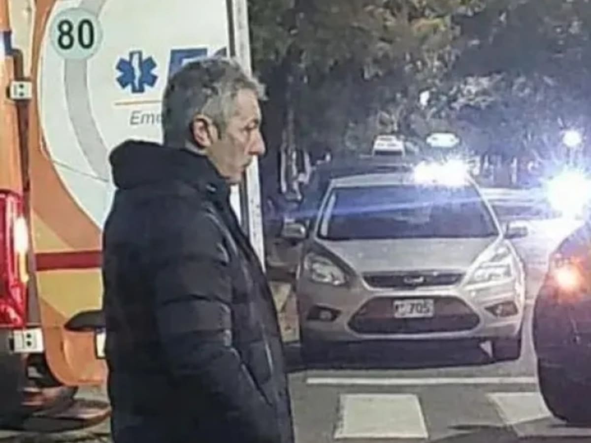 Extécnico de la U protagoniza accidente de tránsito en Argentina: chocó con una moto y hay dos heridos