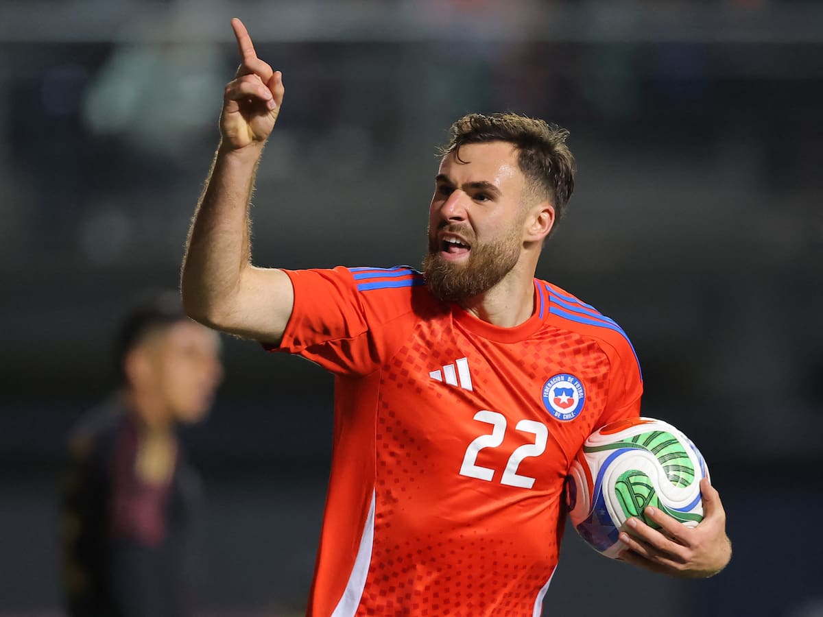 Aunque sea amistoso: Ben Brereton acaba con la larga sequía goleadora de La Roja