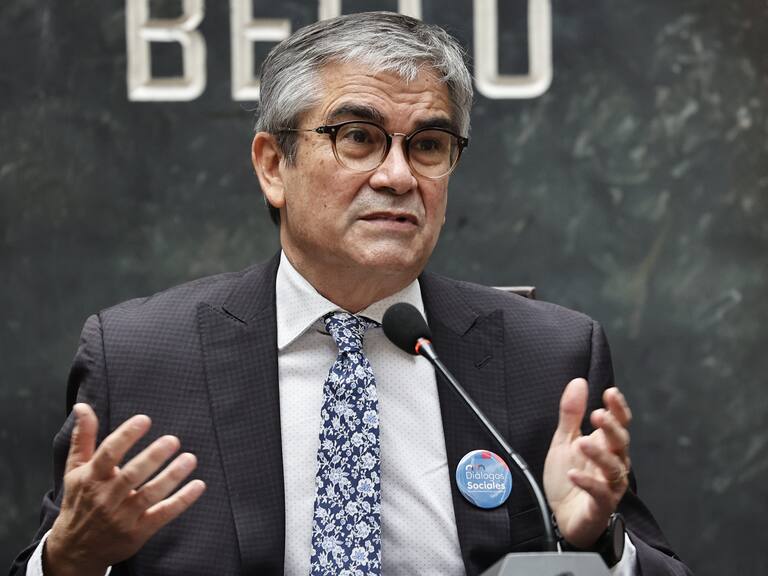 Ministro Mario Marcel se reunió con autoridades del Fondo Monetario Internacional en Washington