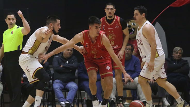 Debutó en la Liga Nacional de Básquetbol hace un mes y se coronó campeón: “El nivel en Chile está cada vez más alto”