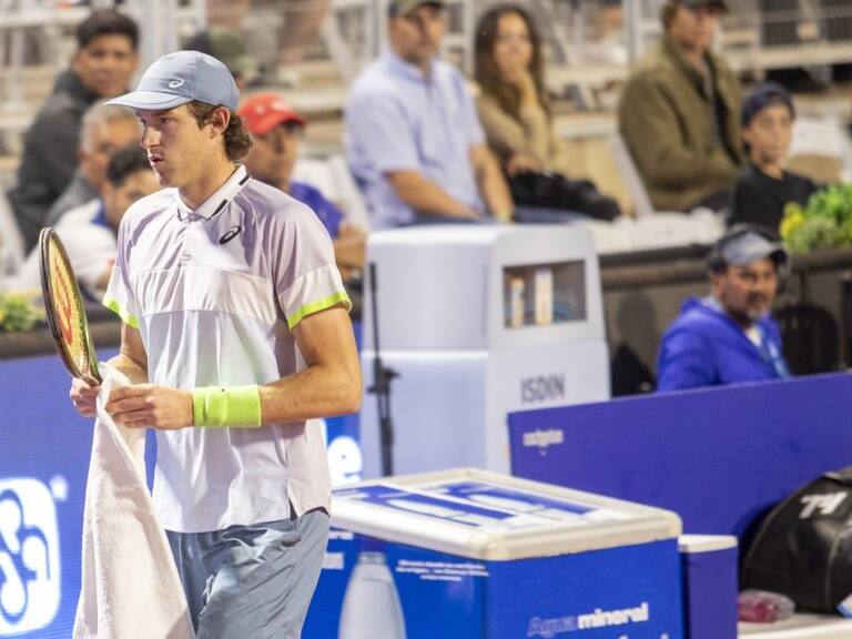 ¡Va por la copa! Nico Jarry luchó para derrotar a Jaume Munar e instalarse en la final del Chile Open 2023