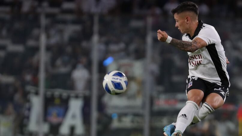 Cristián Zavala vuelve a encontrar una opción para salir de Colo Colo y se acerca al fútbol argentino 