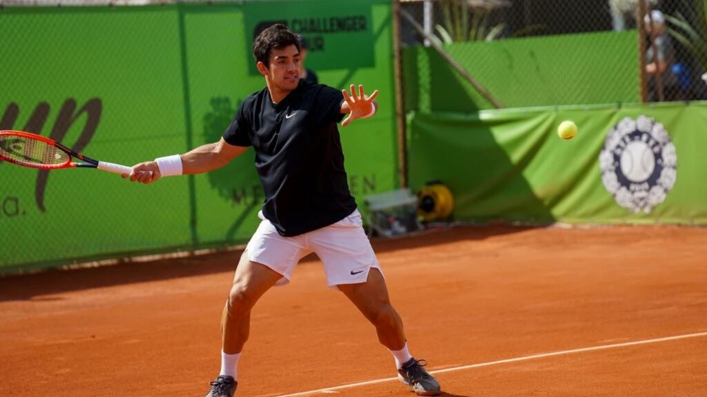 Cristian Garin impuso su jerarquía para superar el debut en el Challenger de Tampere