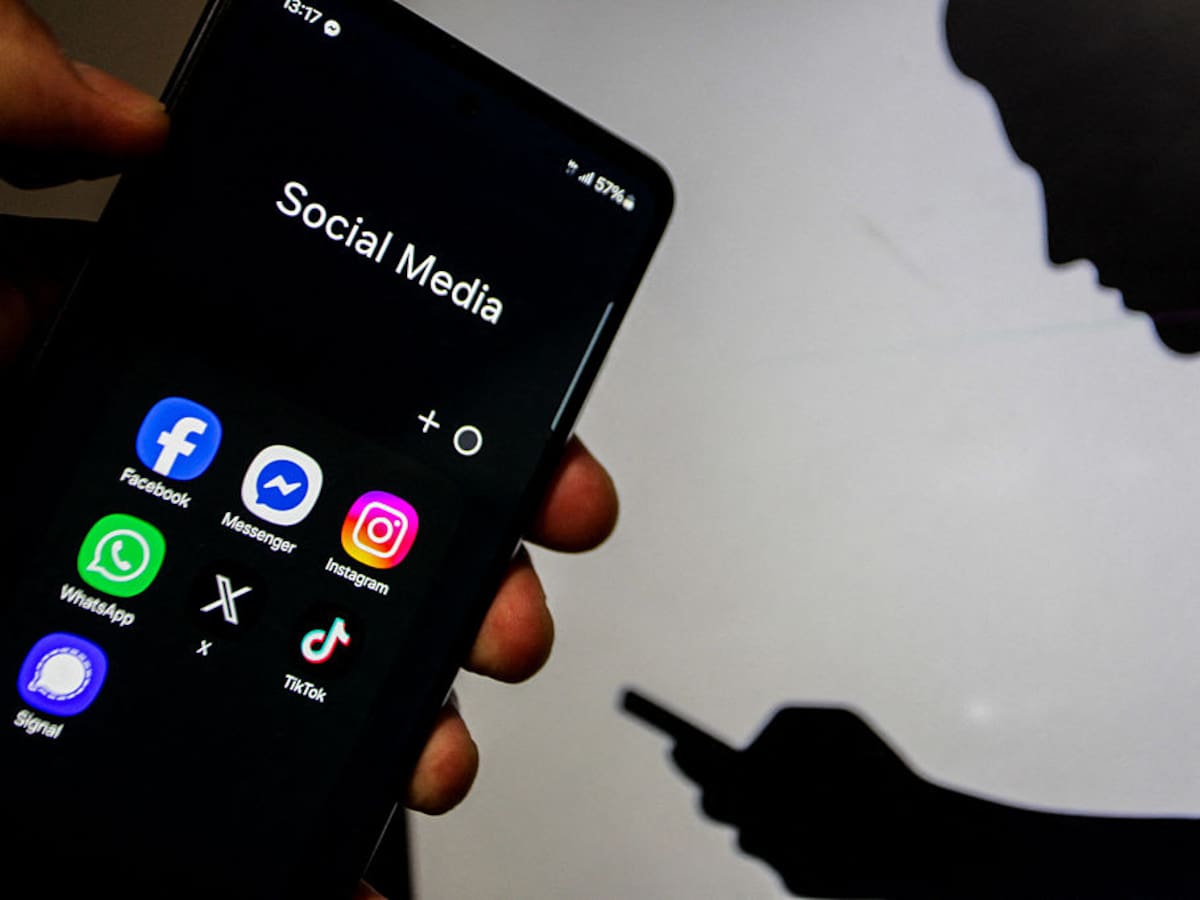 Más conectados, pero más solos: especialistas advierten que el exceso de tecnología puede afectar la salud mental