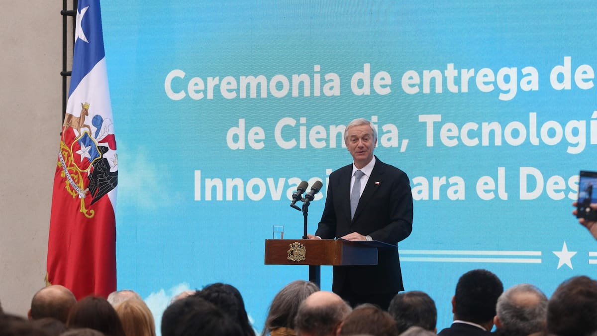Presidente Kast en la entrega de la estrategia de CTCI: “Chile cree en la ciencia, la necesita y no tiene futuro sin ella”