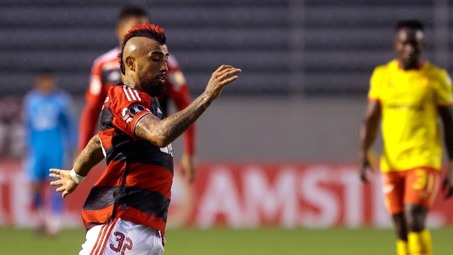 "Los felicito": Arturo Vidal sorprende con palabras para el rival tras ser insultado por sus hinchas en Copa Libertadores