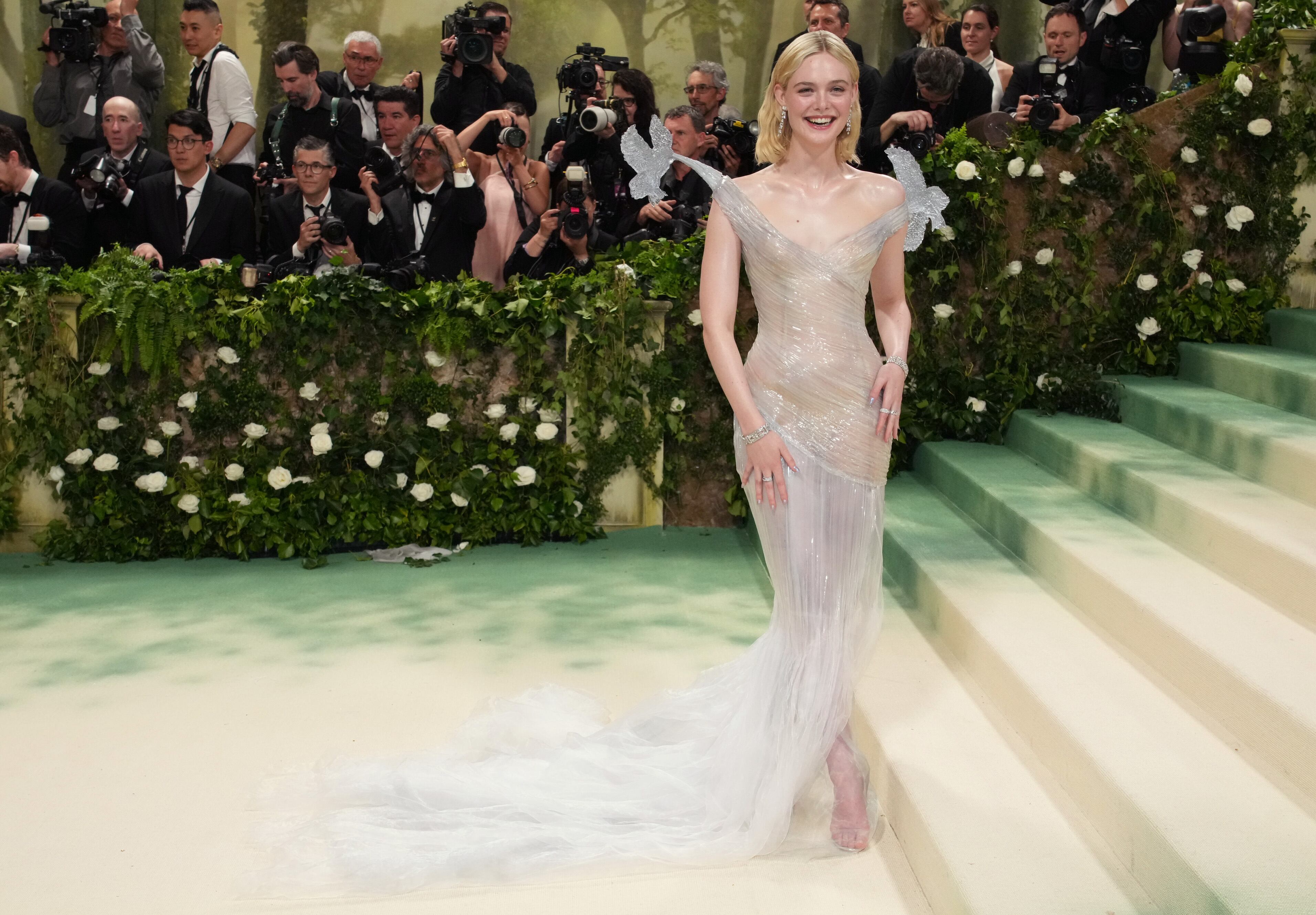 NEW YORK, NEW YORK - MAY 06: Elle Fanning attends The 2024 Met Gala Celebrating "Sleeping Beauties: Reawakening Fashion" at The Metropolitan Museum of Art on May 06, 2024 in New York City. (Photo by Jeff Kravitz/FilmMagic)