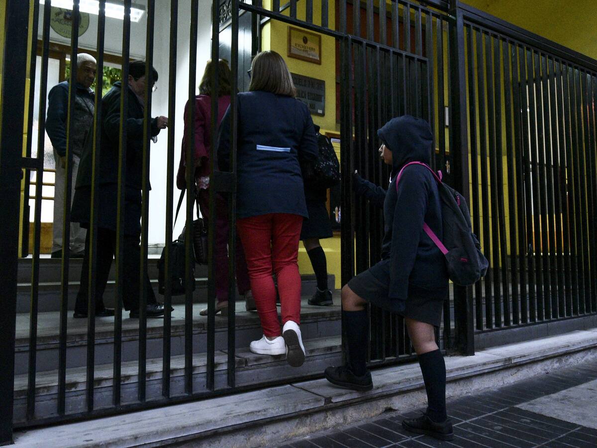 1.700 estudiantes siguen sin clases en la Región del Biobío: Su establecimiento sigue en huelga