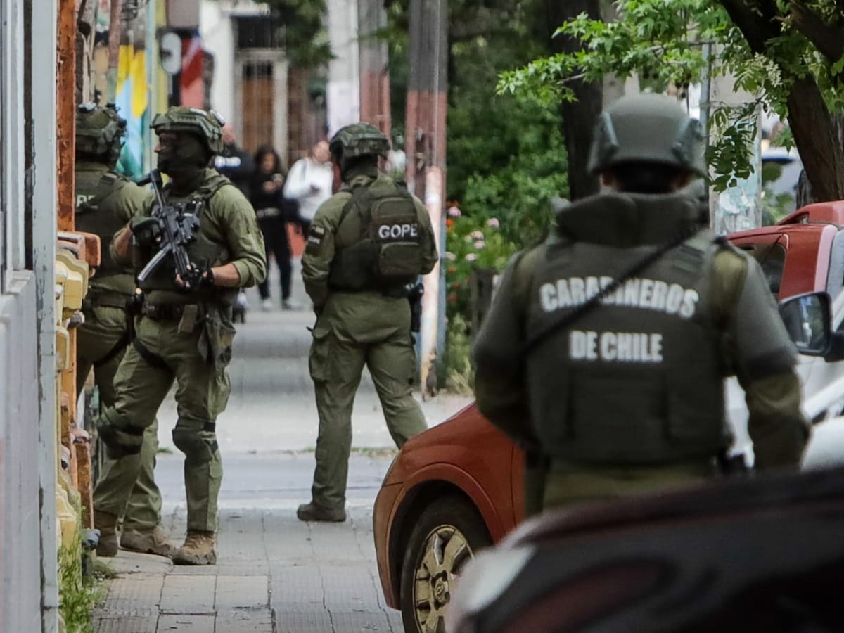 Caos vehicular y disparos: violenta pelea callejera termina con el GOPE buscando a un tirador prófugo
