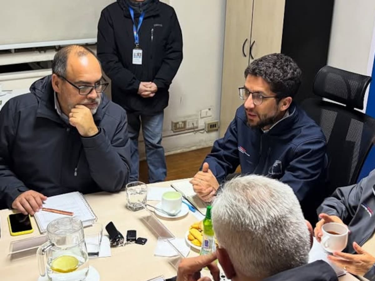Delegado presidencial entrega detalles del rescate tras hallazgo de restos humanos en El Teniente: “Se están realizando pericias”