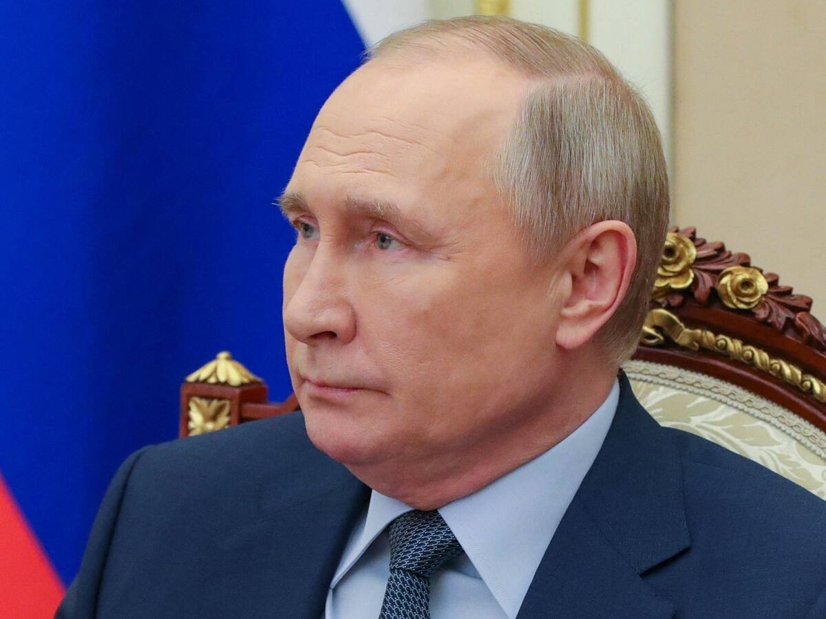 Putin asegura que Kiev no permite que soldados puedan rendirse en Mariúpol