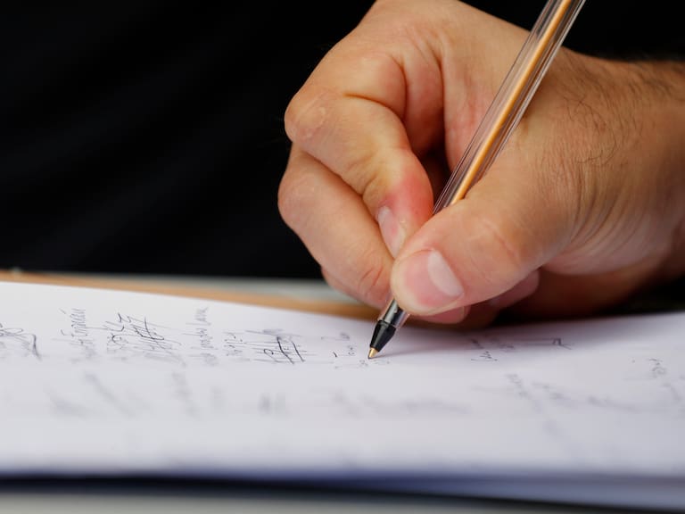 Morosos del CAE - Medelise Jensen - Mediodía en ADN - 26 de febrero de 2024