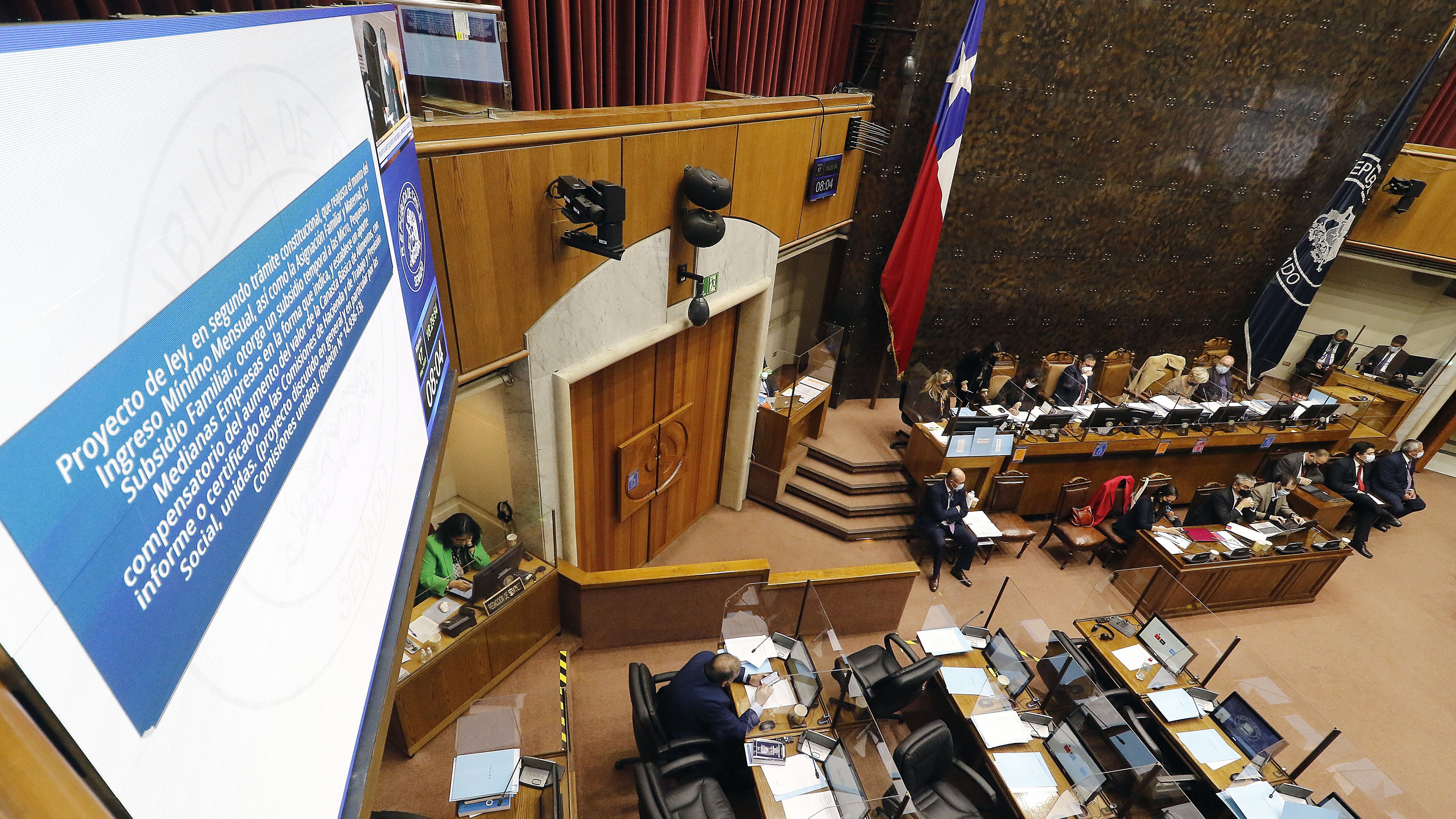 17 DE MAYO DE 2022/VALPARAISOVista general de la Sesión del Senado, en donde se debate el proyecto de salario mínimo mensual, asignaciones y subsidios.
FOTO: LEONARDO RUBILAR CHANDIA/AGENCIAUNO