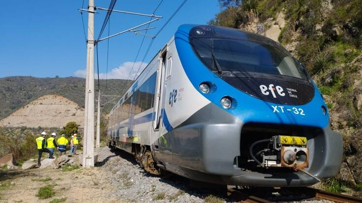 El Ministerio de Transportes publicó la licitación de estudios para revisar y analizar la mejor alternativa para la potencial construcción de una nueva vía férrea que conecte Santiago y Concepción. El estudio, encargado por el Programa de Vialidad