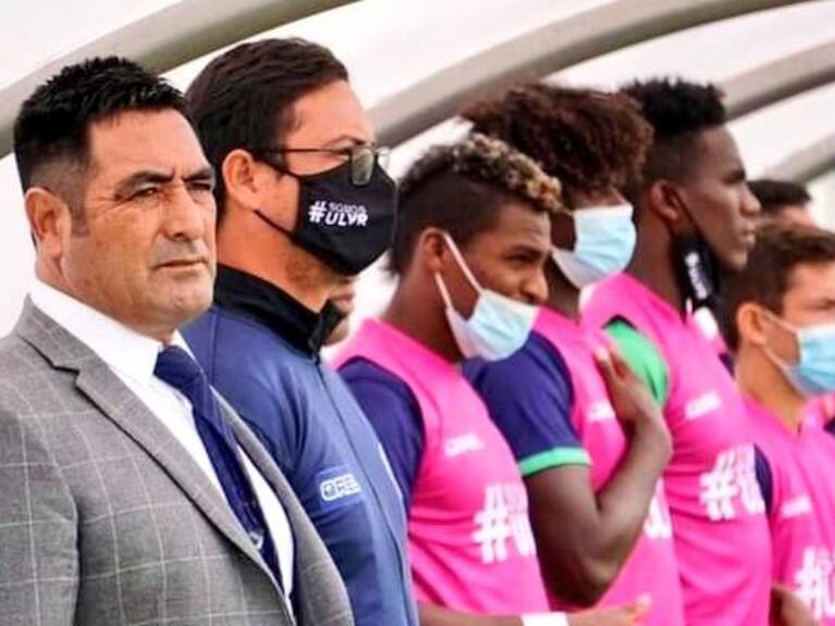 Nelson Tapia sigue escribiendo su historia como técnico tras salir campeón en fútbol ecuatoriano