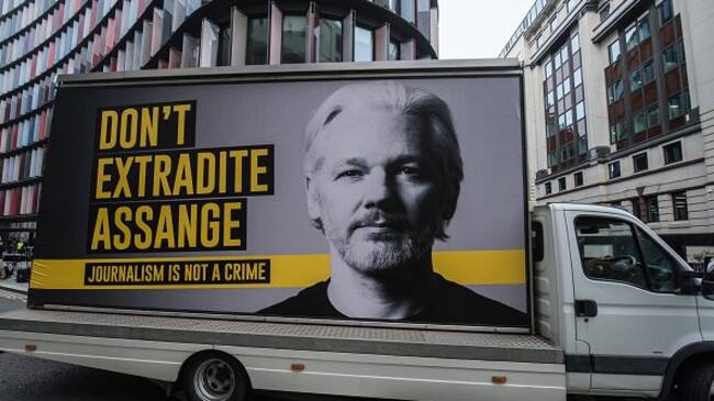 Julian Assange: piden a EEUU que retire cargos