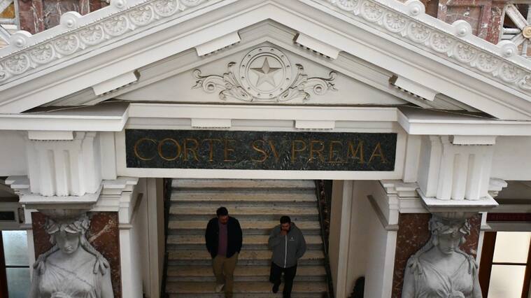 29 de Mayo del 2023 / SANTIAGOCorte Suprema.
Corte Suprema realizó su pleno ordinario de los Lunes, en el que se analizaron los informes solicitados en el marco de diferentes iniciativas legales sobre isapres.
VICTOR HUENANTE / AGENCIA UNO